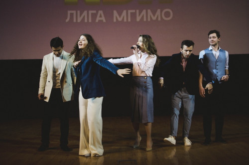 106-kzgusUg_Y9Y